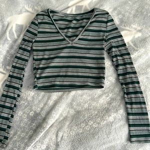 Stripped print V neck T-shirt